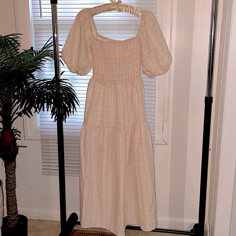 New SHEIN Puff Sleeve Dress (medium-large)